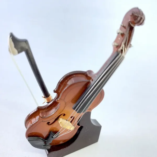 Violin Small 02