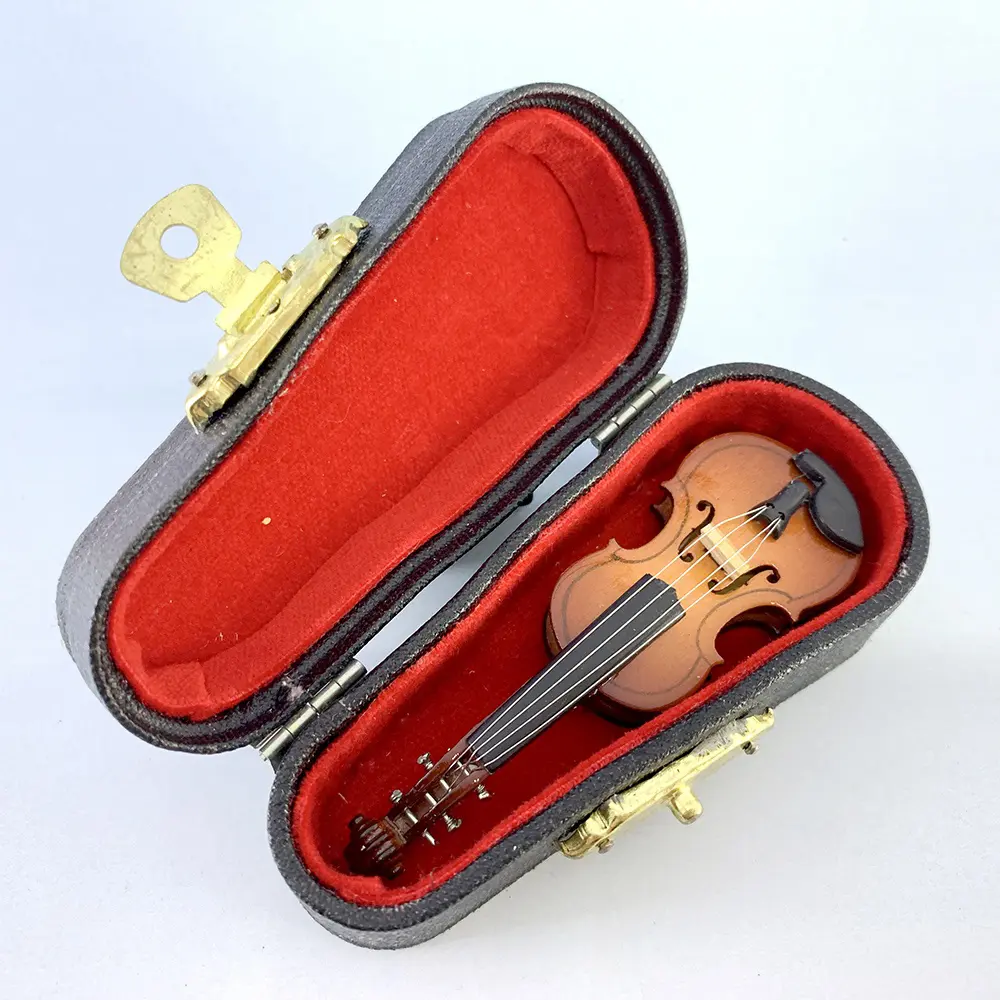 Violin Small 04